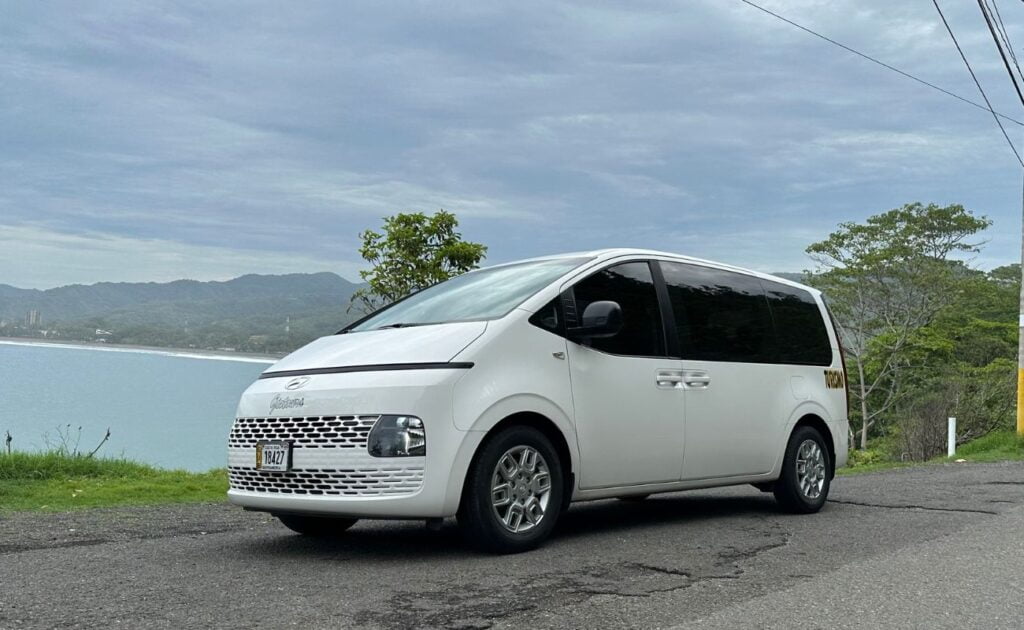 Costa Rica Shore Excursions private transportation